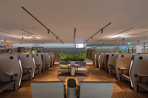 lounges in singapore changi airport